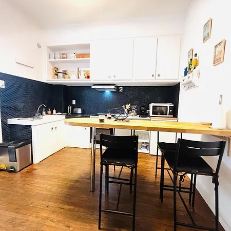 Iena 4 Etoiles - Centre 公寓